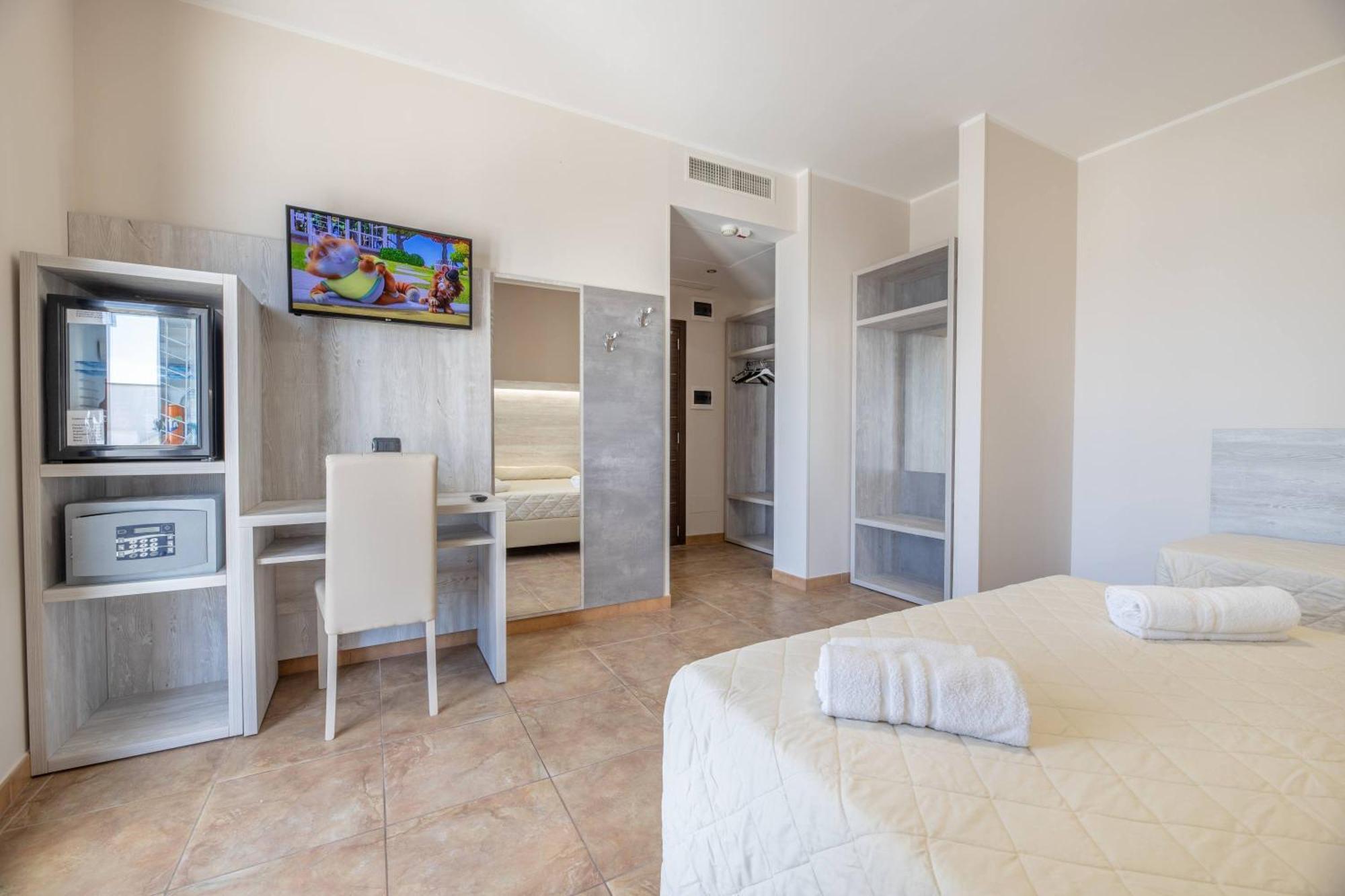 Hotel Salento Mirfran Torre San Giovanni Ugento Zewnętrze zdjęcie